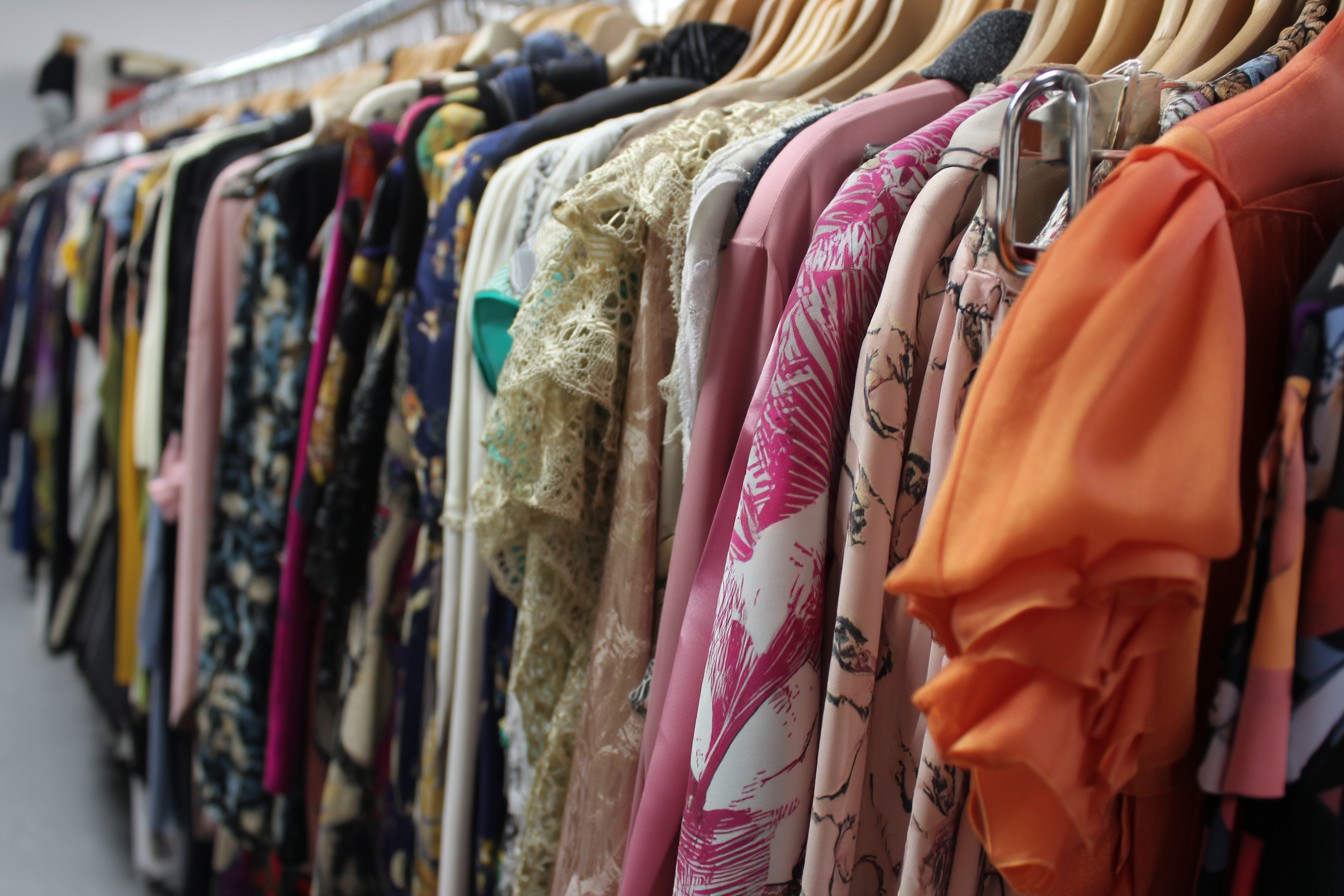 im1979_Charity_Shop_Gold_How_to_Find_Designer_Pieces_in_Briti_041c218b-9437-4df2-94f7-93790b002e4f_3
